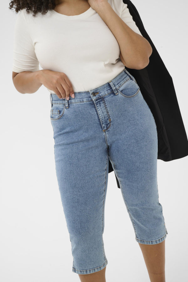 Kaffe Curve Vilana Capri Jeans