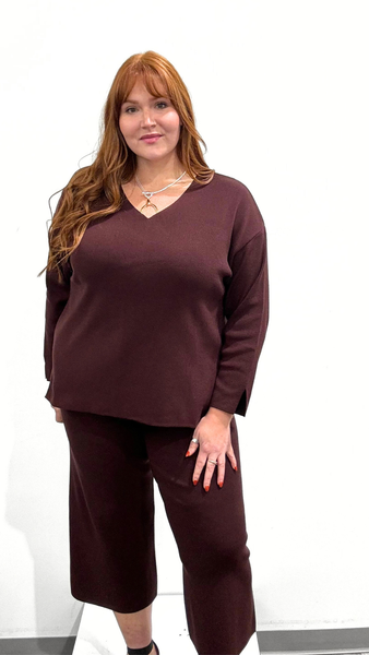 Mat V-Neck Sweater