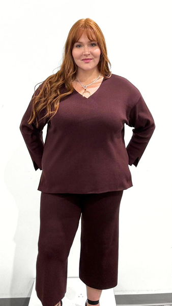 Mat V-Neck Sweater