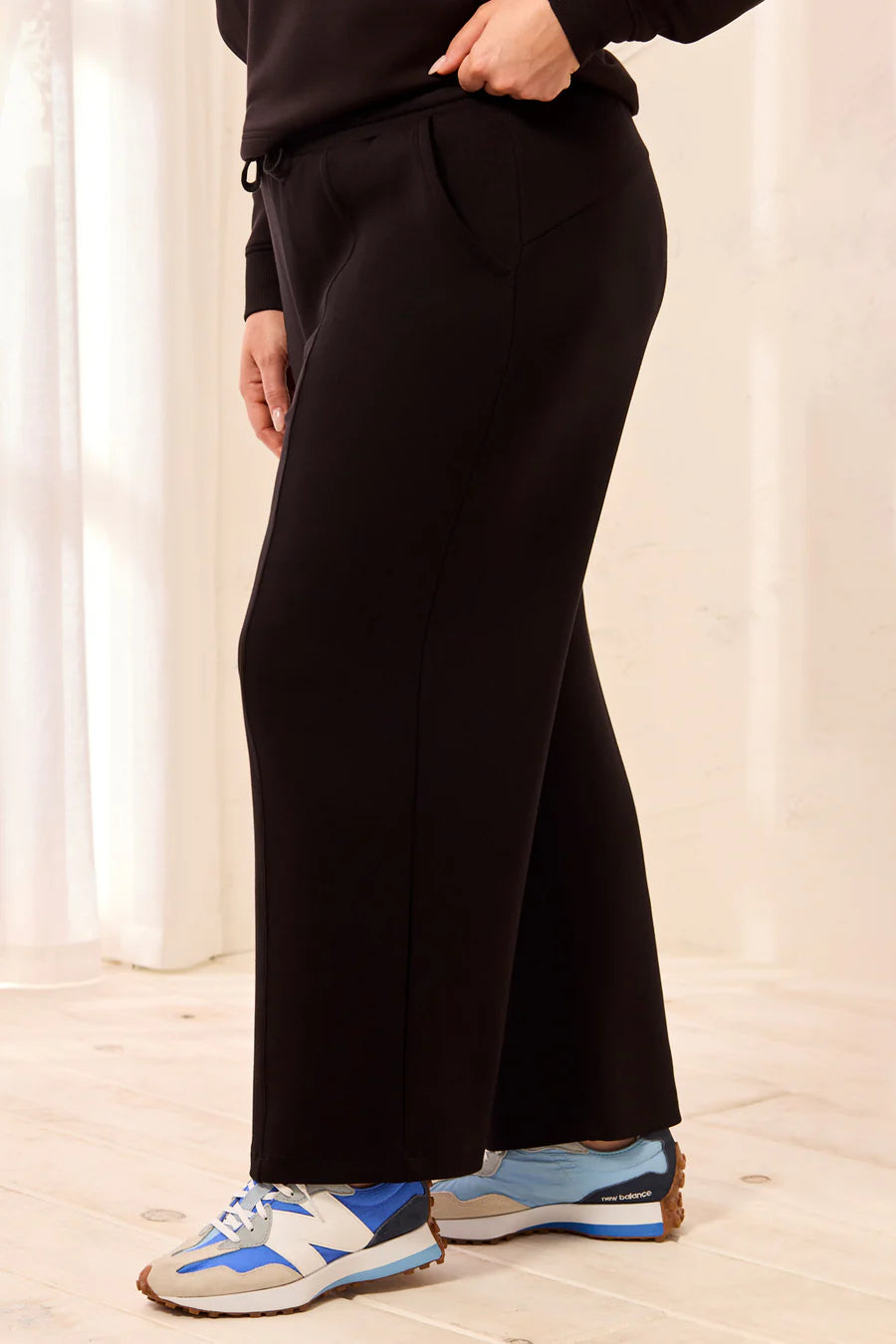 Tribal Pull On Scuba Pant