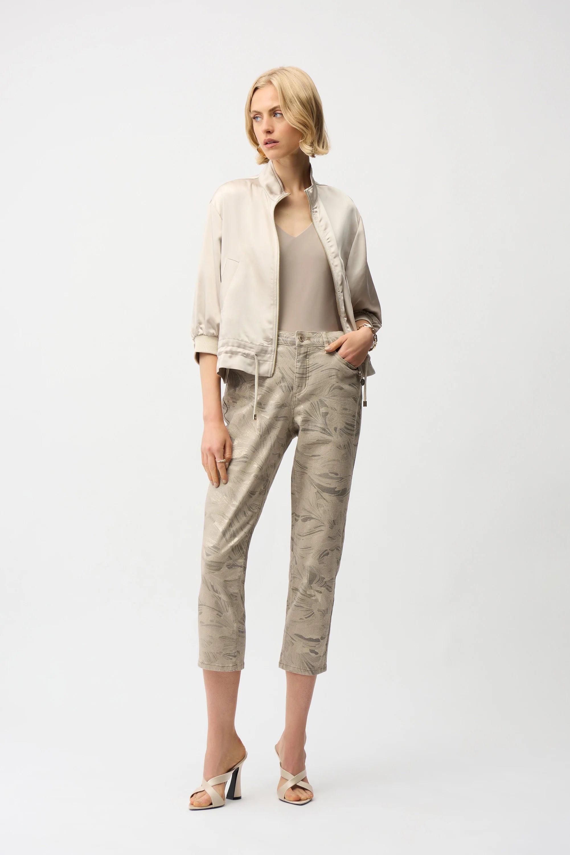 Joseph Ribkoff Slim Crop Jean