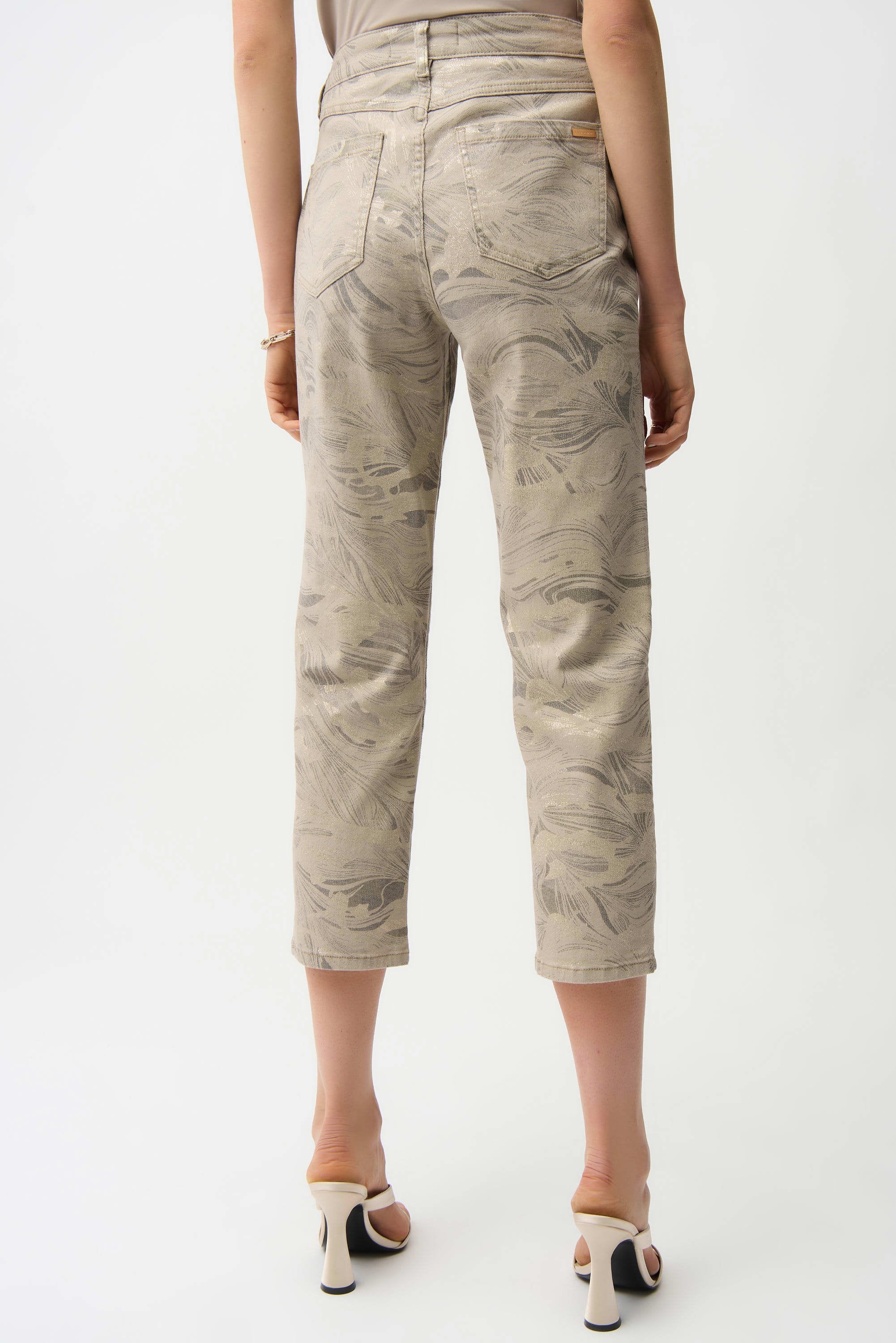 Joseph Ribkoff Slim Crop Jean