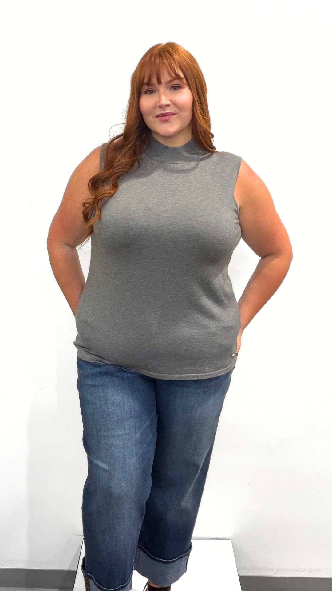 Yest Curve Franka Sweater
