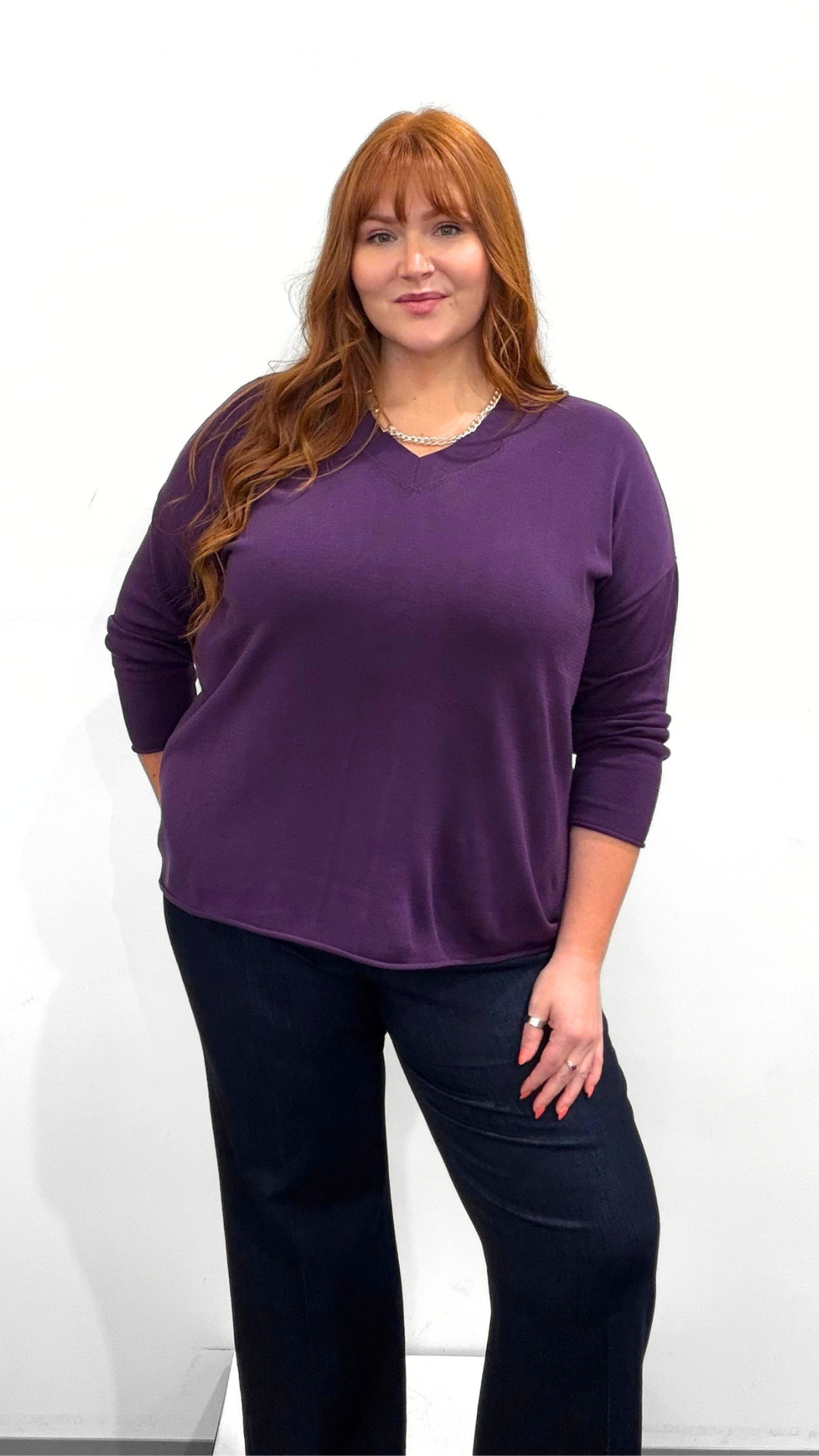 Mat V-neck Sweater