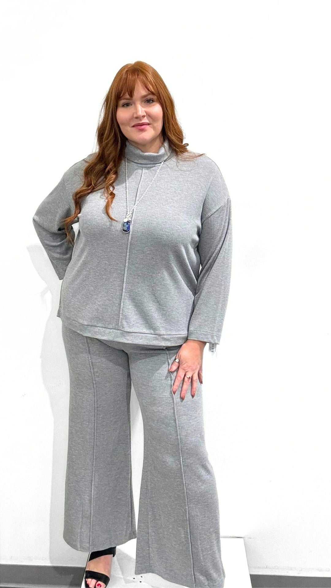 Mat Mock Neck