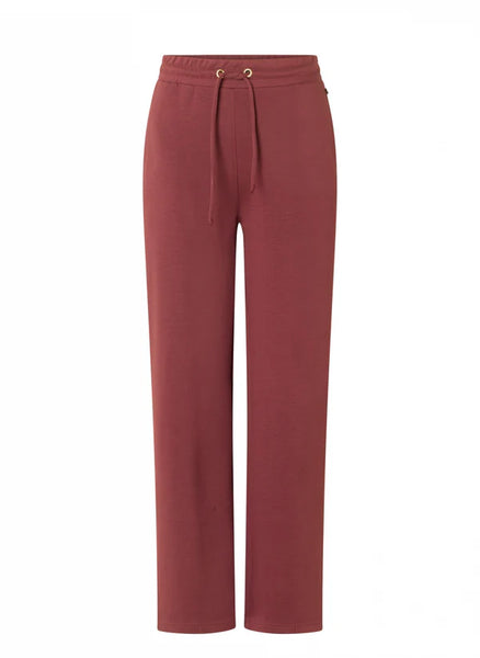 Yesta Selena Essential Pant