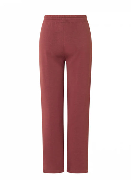 Yesta Selena Essential Pant