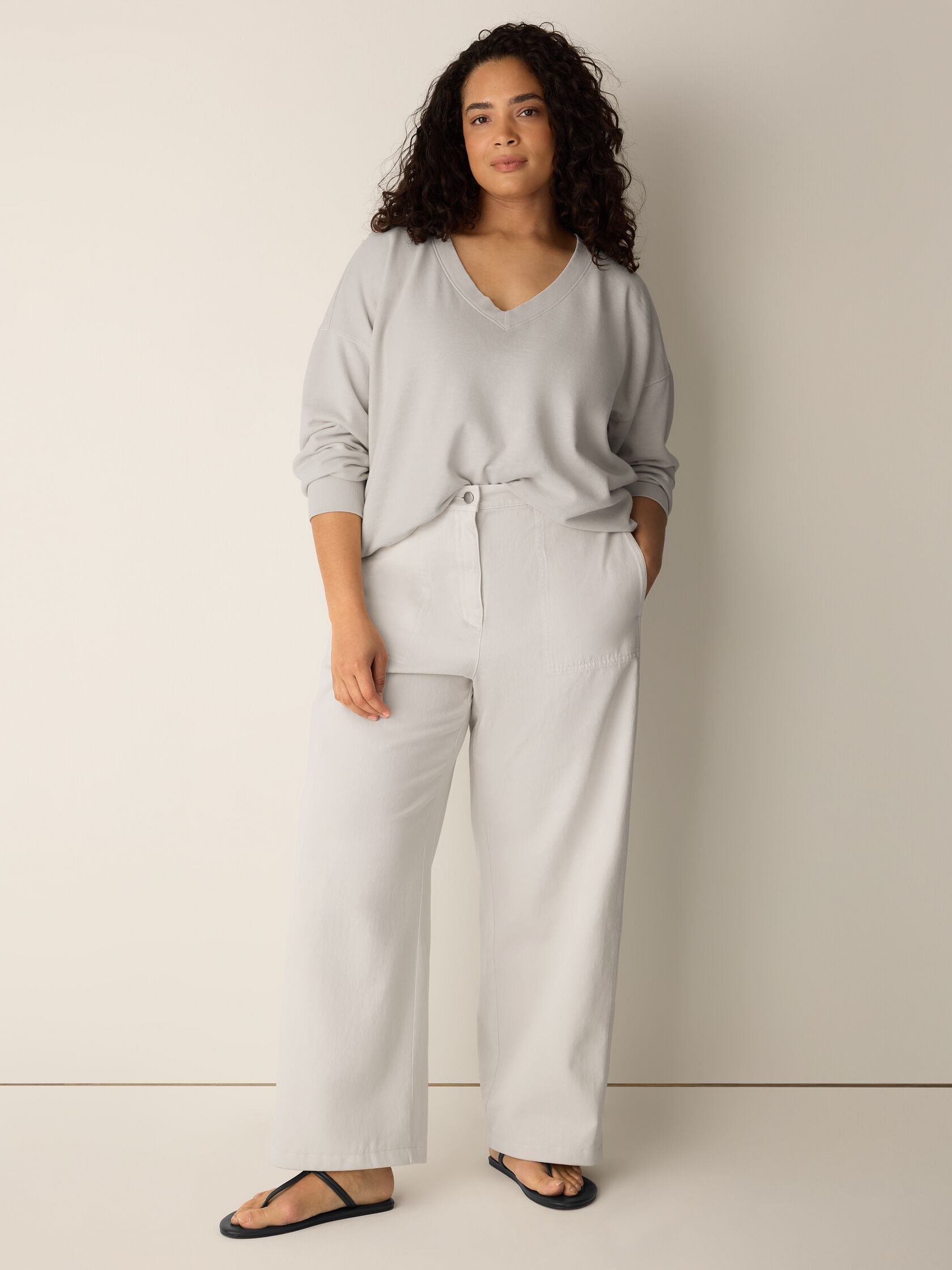 (Pre-Order) Eileen Fisher V-Neck Long Sweatshirt
