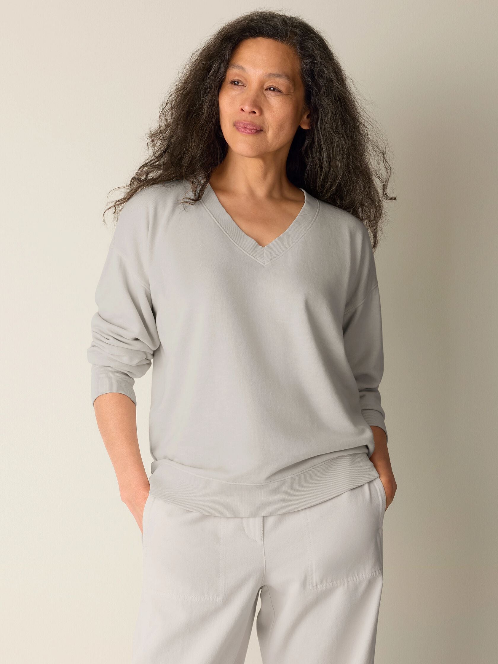 (Pre-Order) Eileen Fisher V-Neck Long Sweatshirt