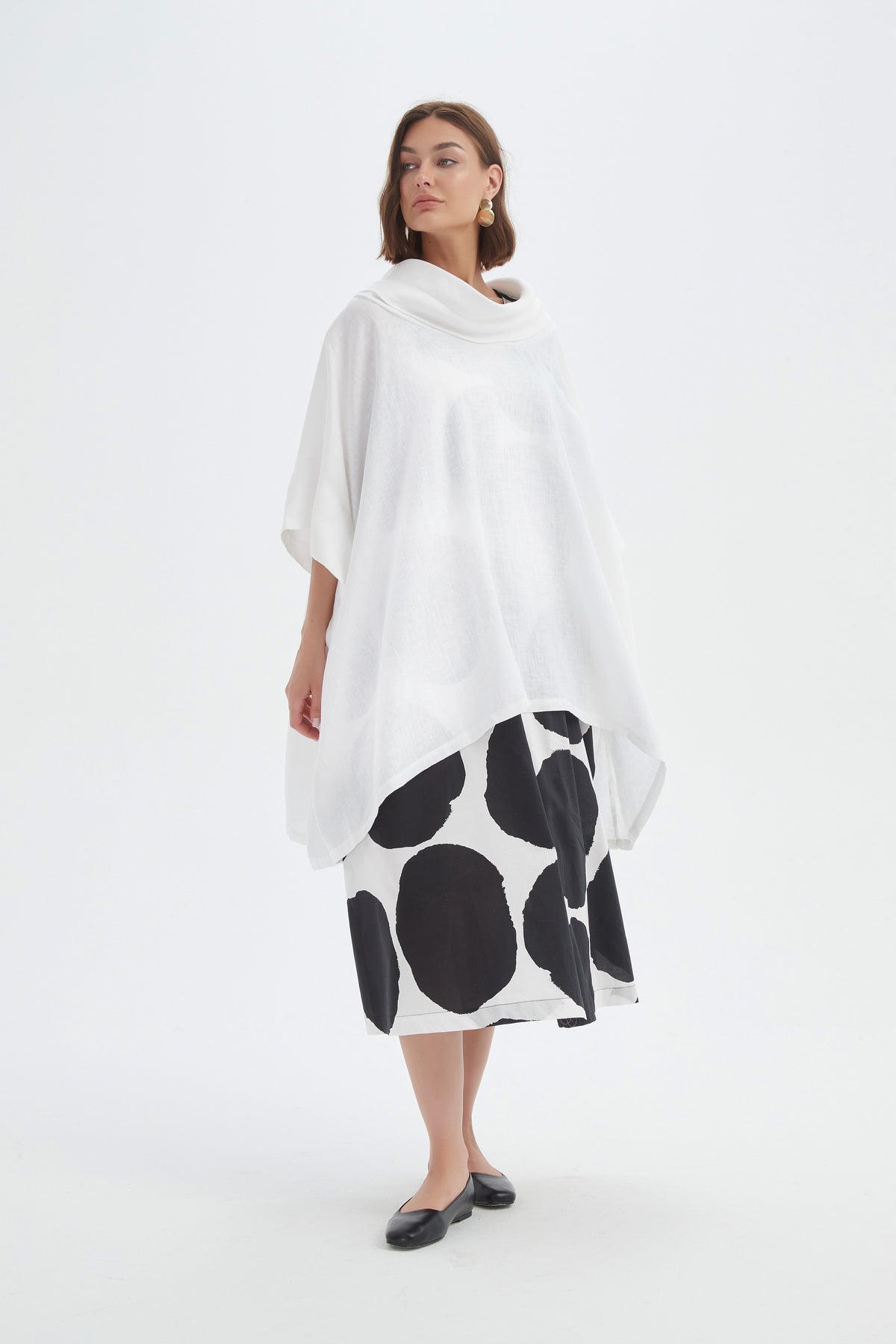 Tirelli Oversized Collar Poncho