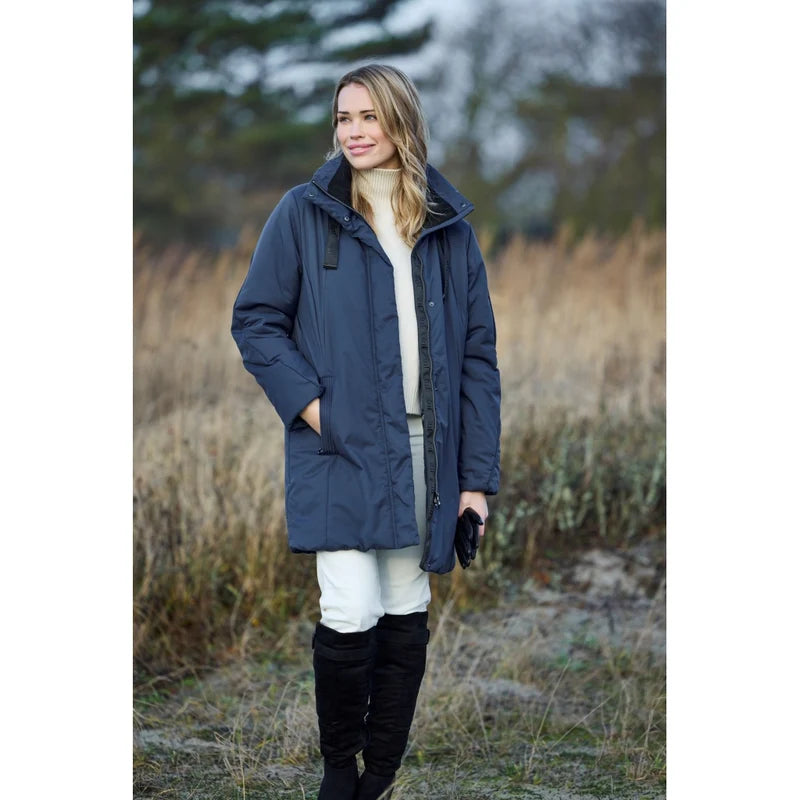 Junge Quilted Coat