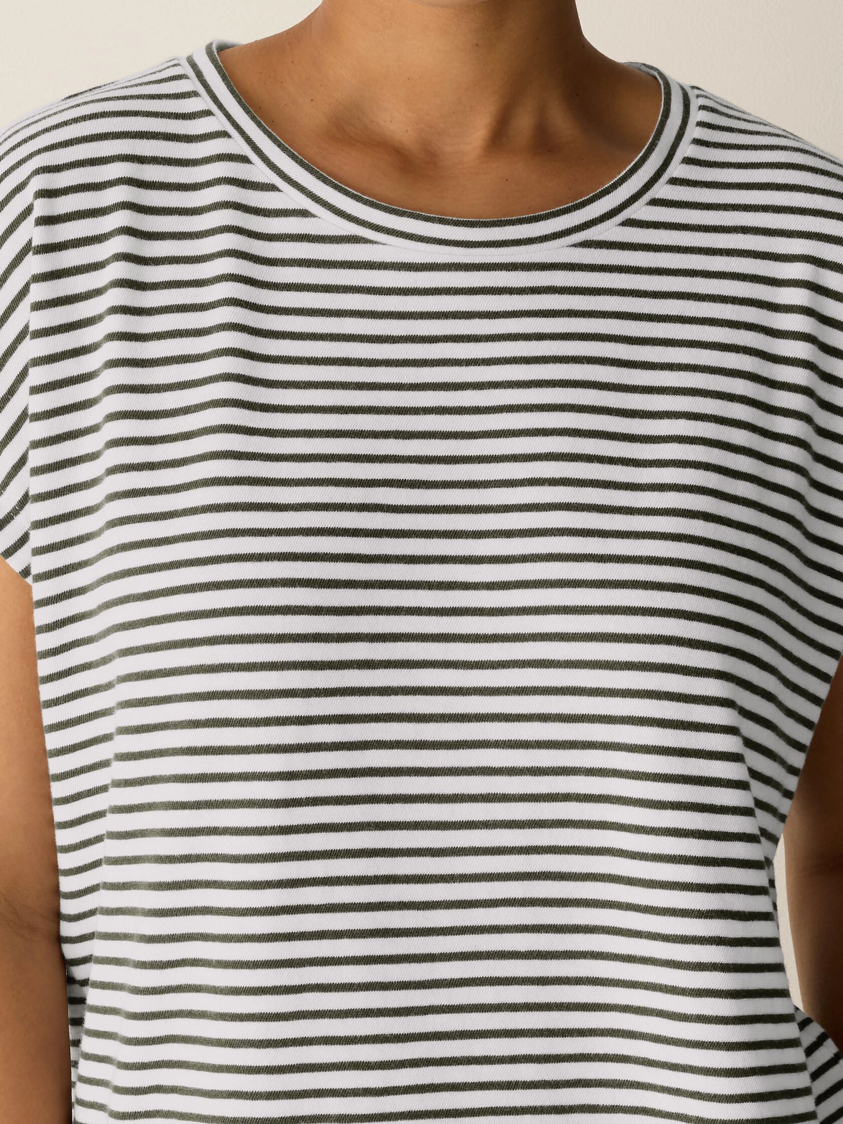 (Pre-Order) Eileen Fisher Crew Neck Top