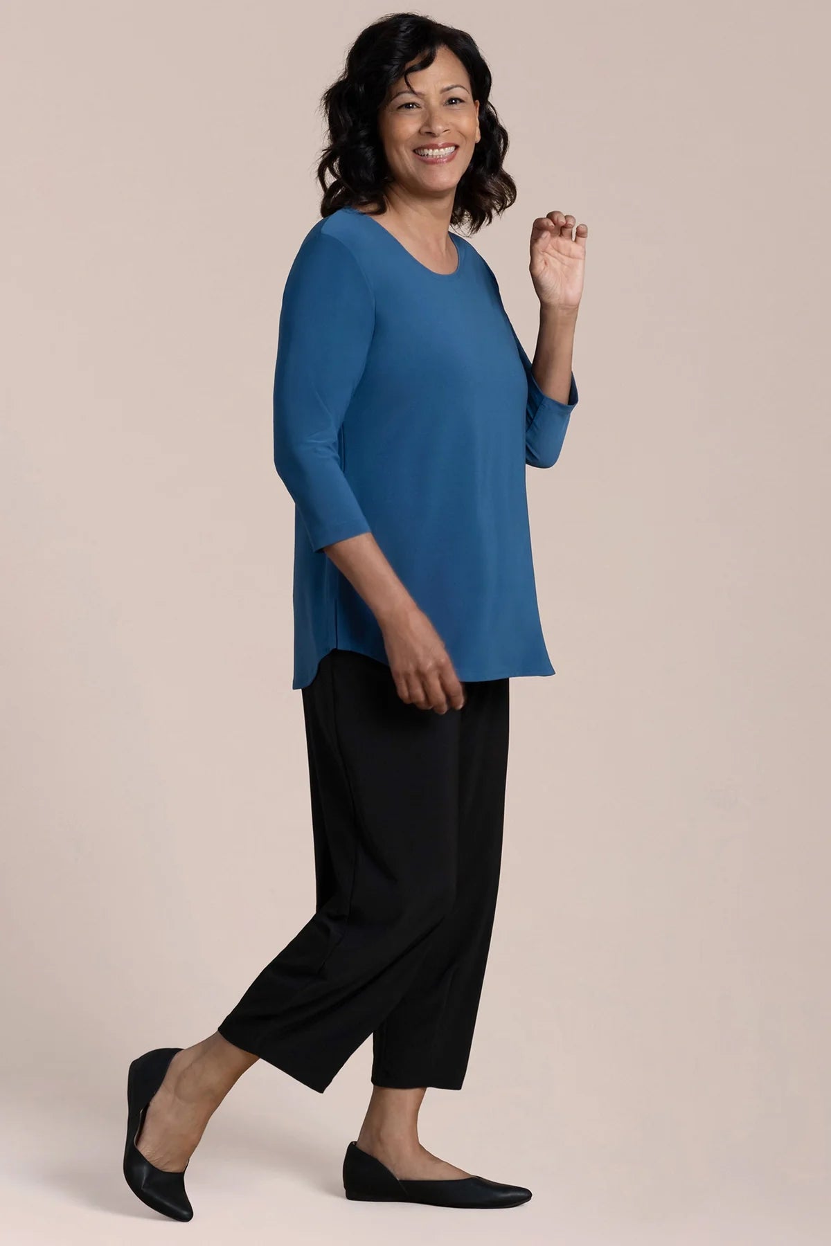 Sympli Go To Classic Relax Top