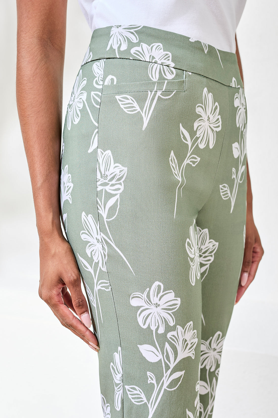 Tribal Print Capri