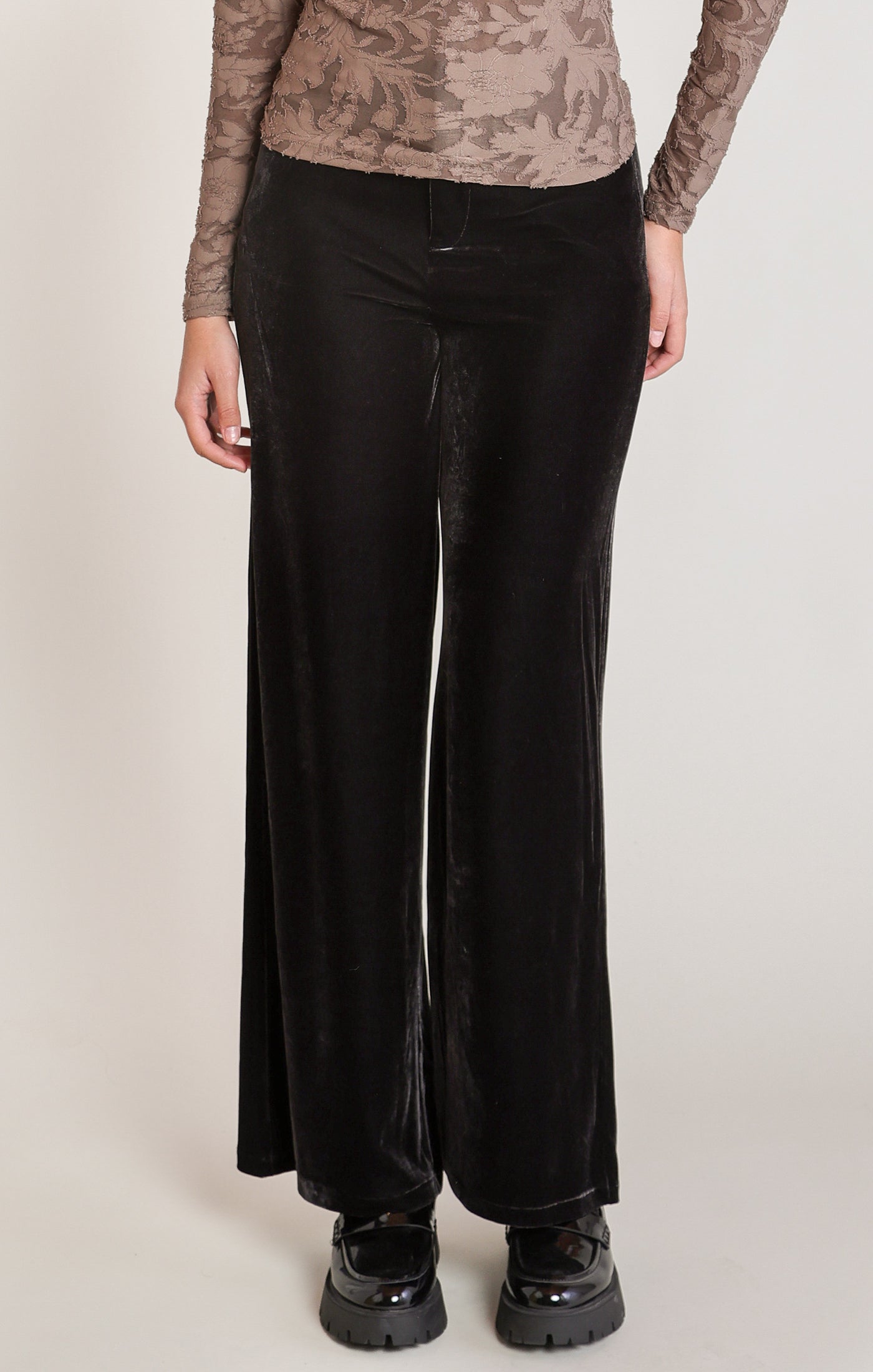 Dex Velvet Wide Leg Pant