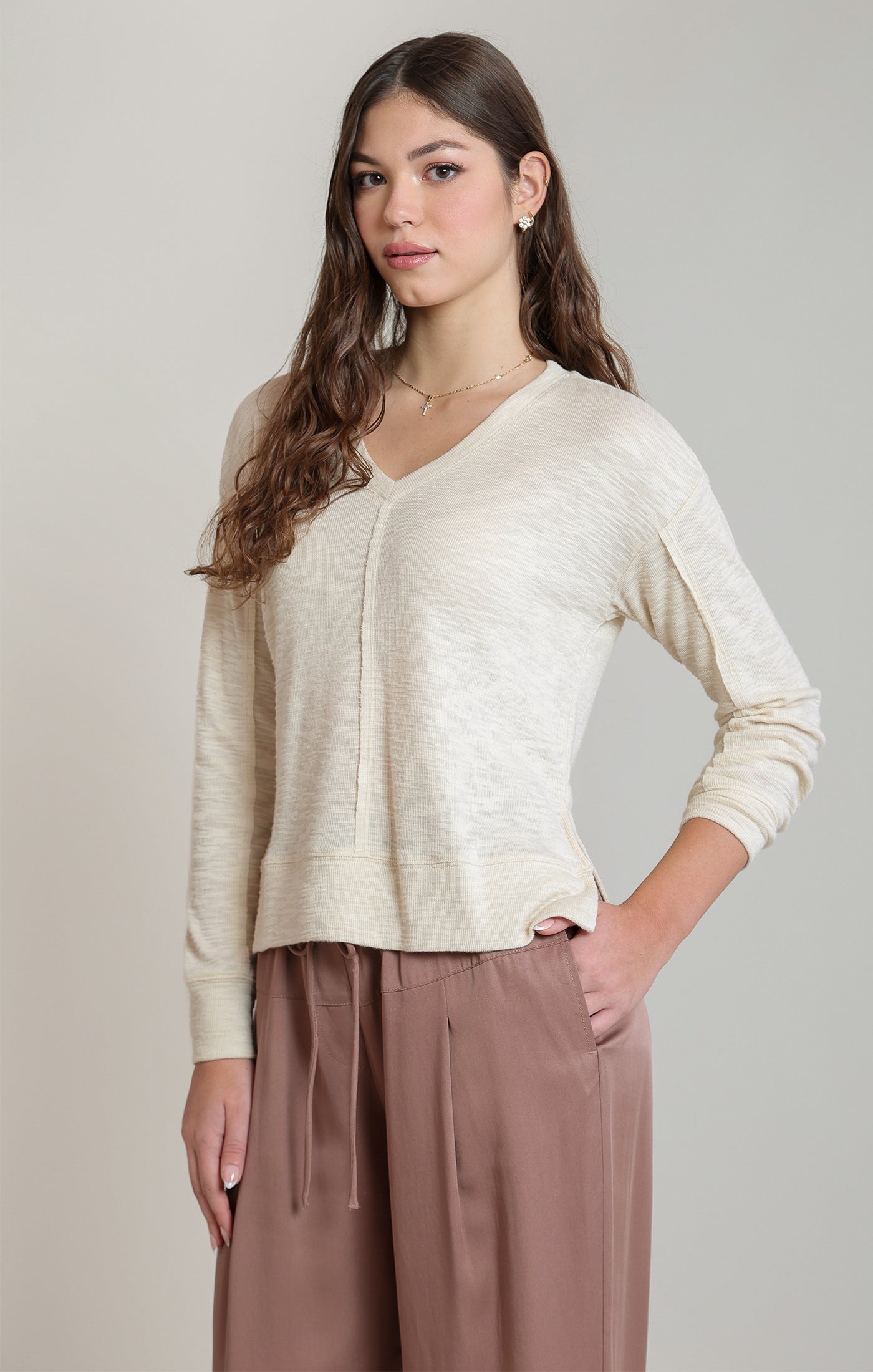 Dex V-Neck Knit Top