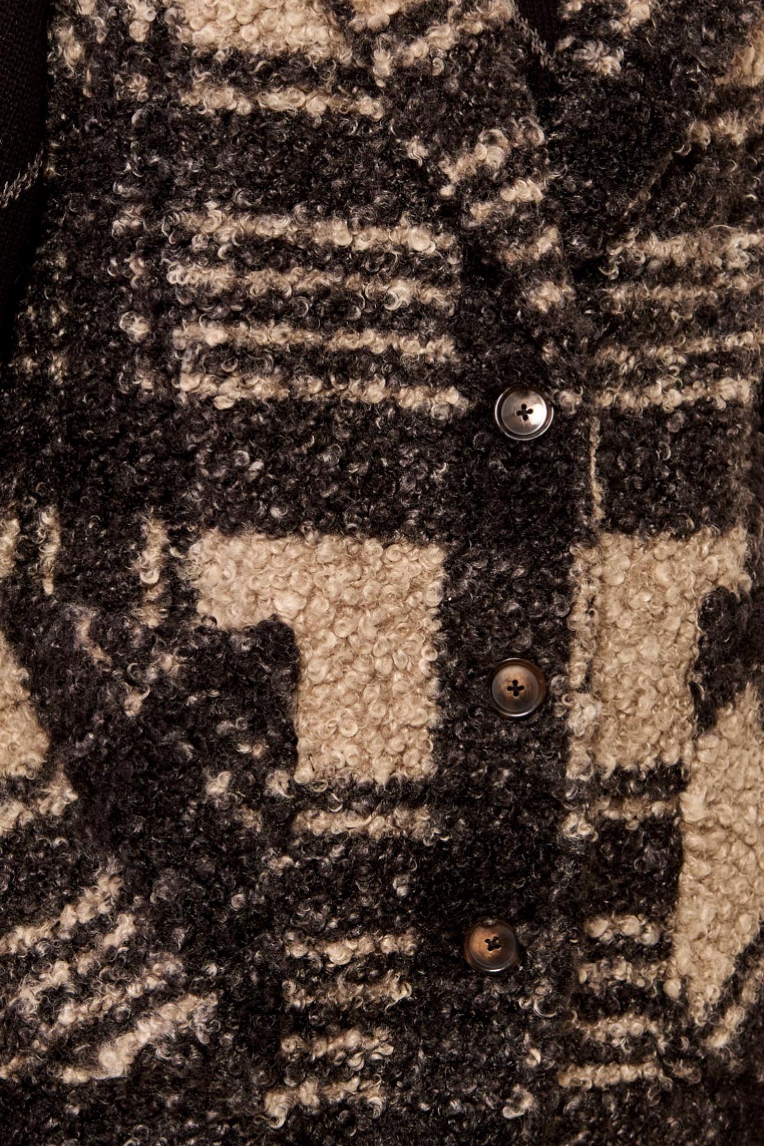 Tribal Bttn Front Vest