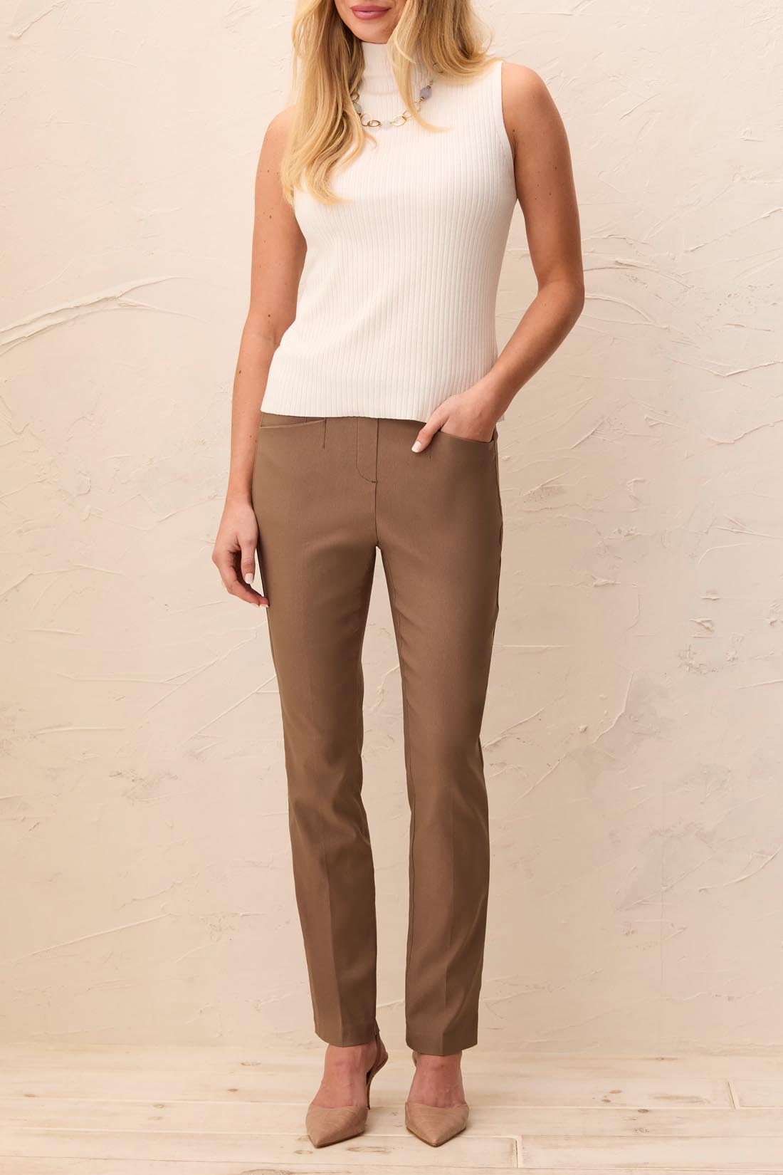 Tribal Flatten It Pull-On Ankle Pant