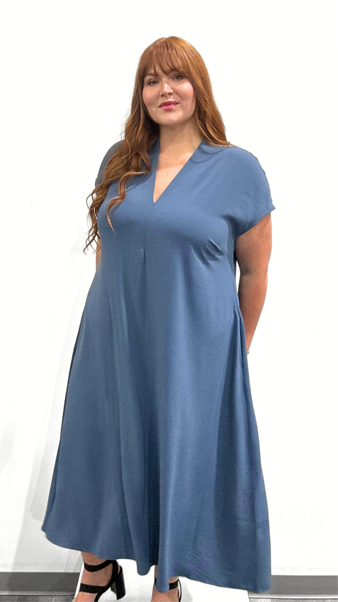 Mat V-Neck Midi Dress
