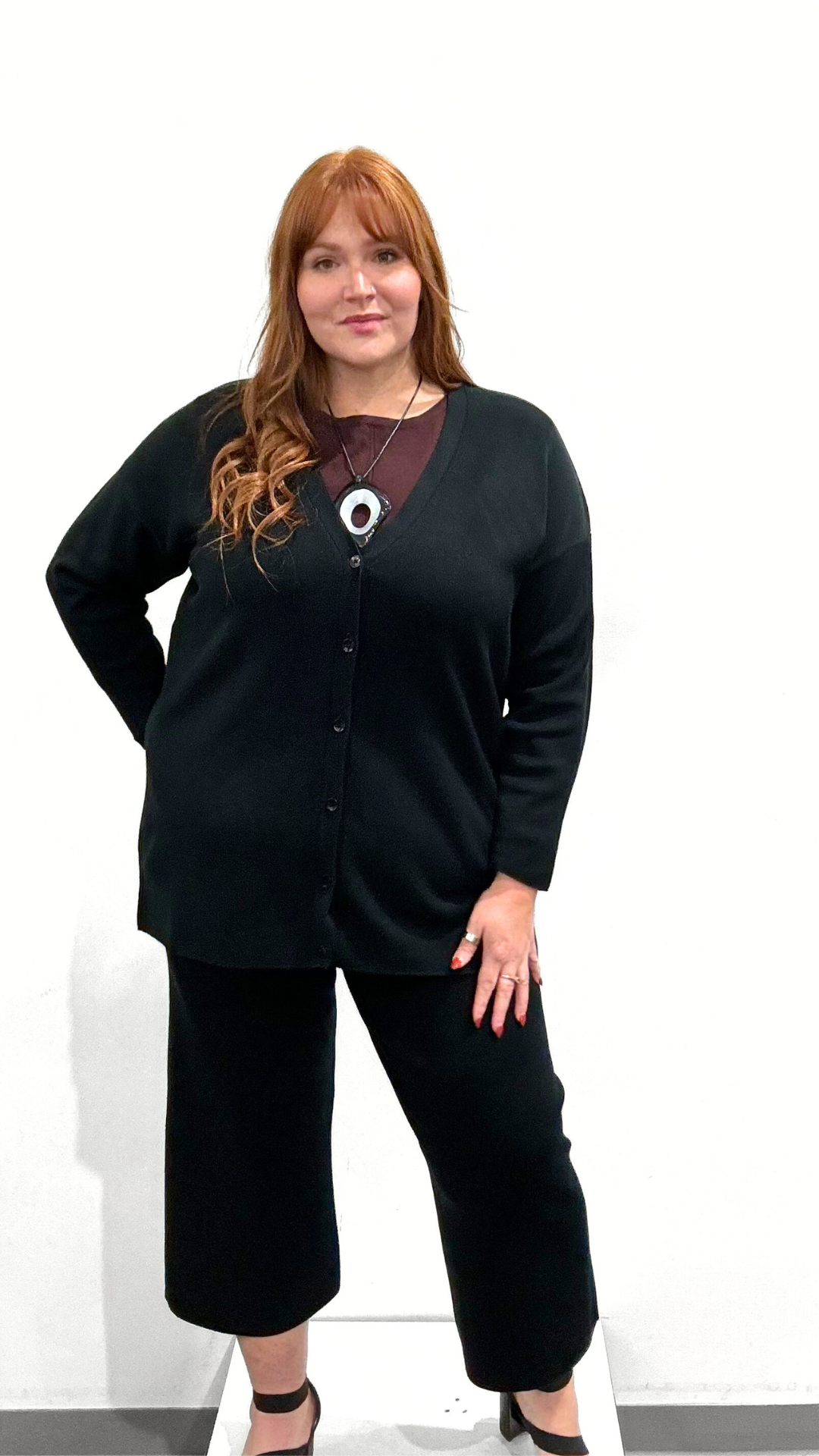 Mat V-Neck Cardi