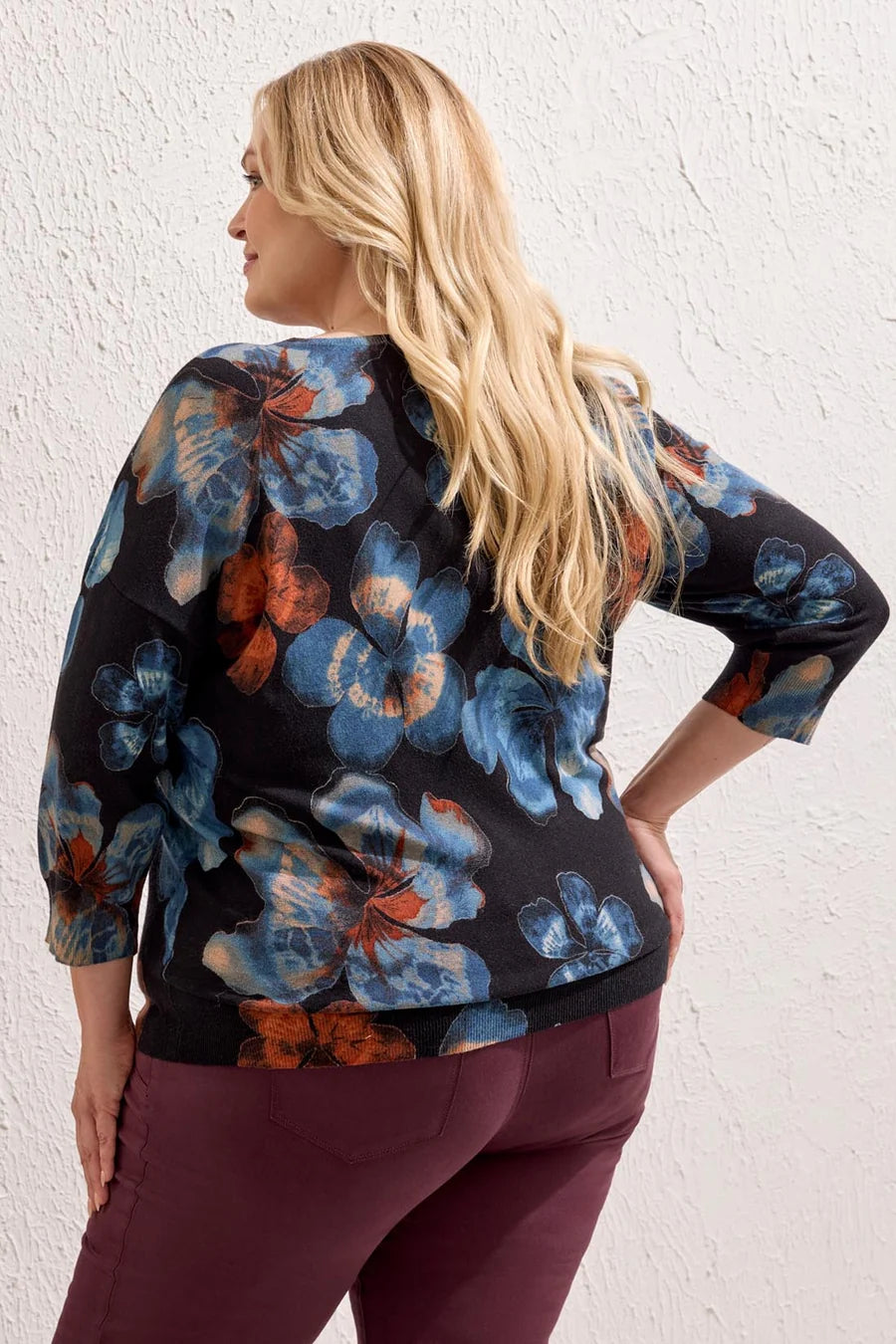 Tribal Scuba 3/4 Crew Sweater
