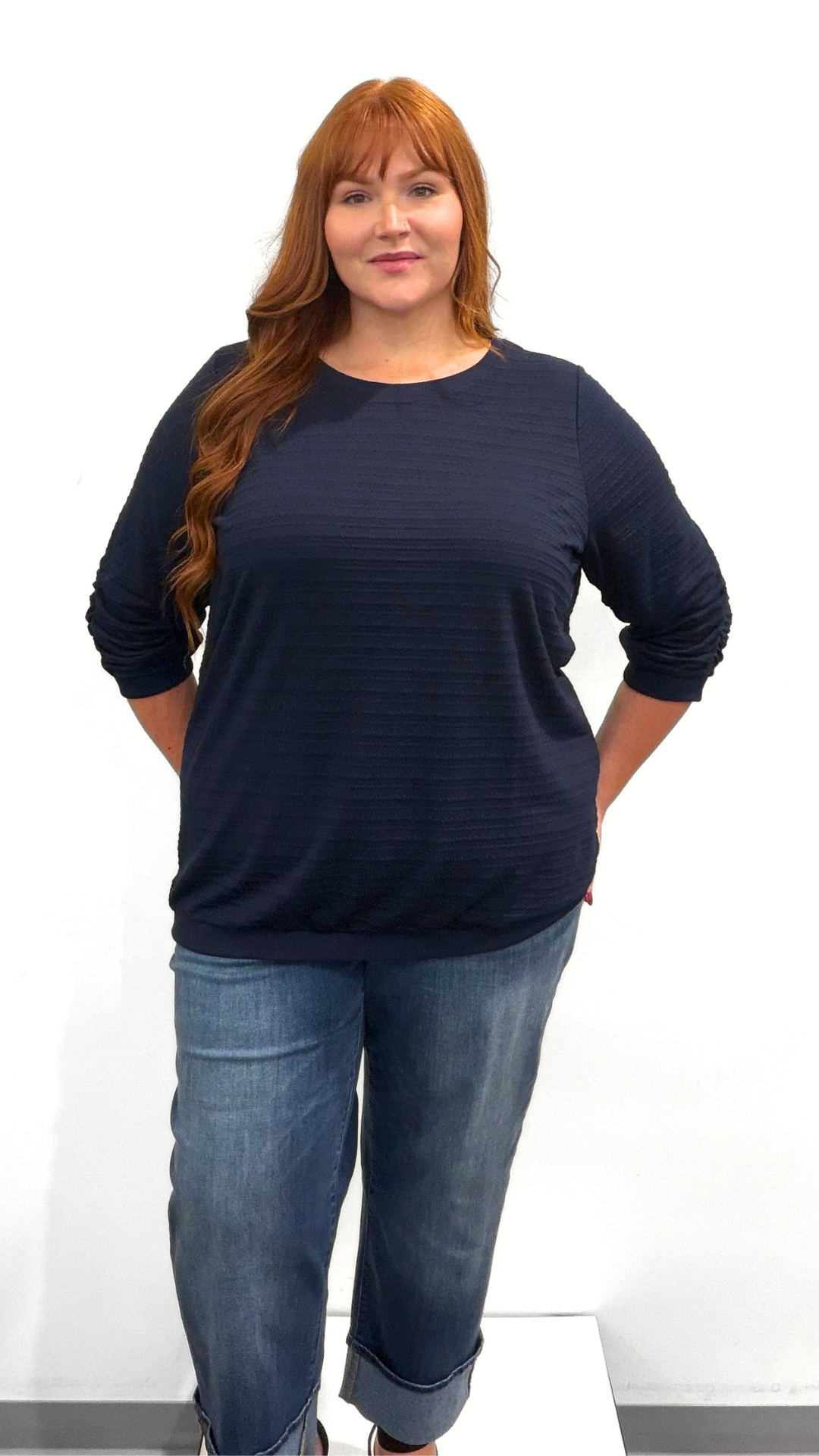 Yest Curve Fuchsia Sweatshirt