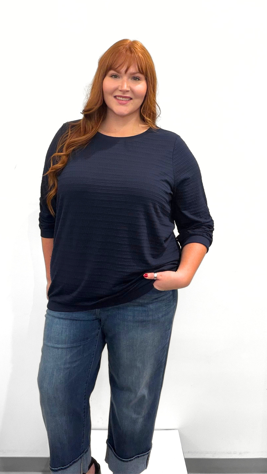 Yest Curve Fuchsia Sweatshirt