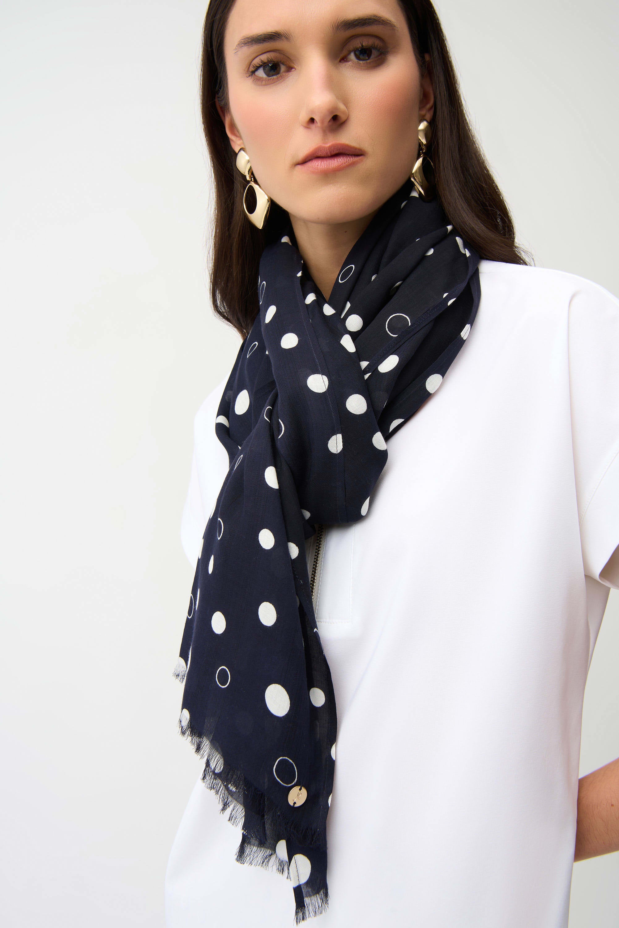 Joseph Ribkoff Scarf