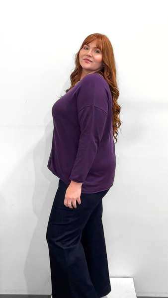 Mat V-neck Sweater