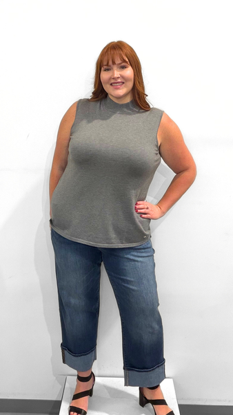 Yest Curve Franka Sweater