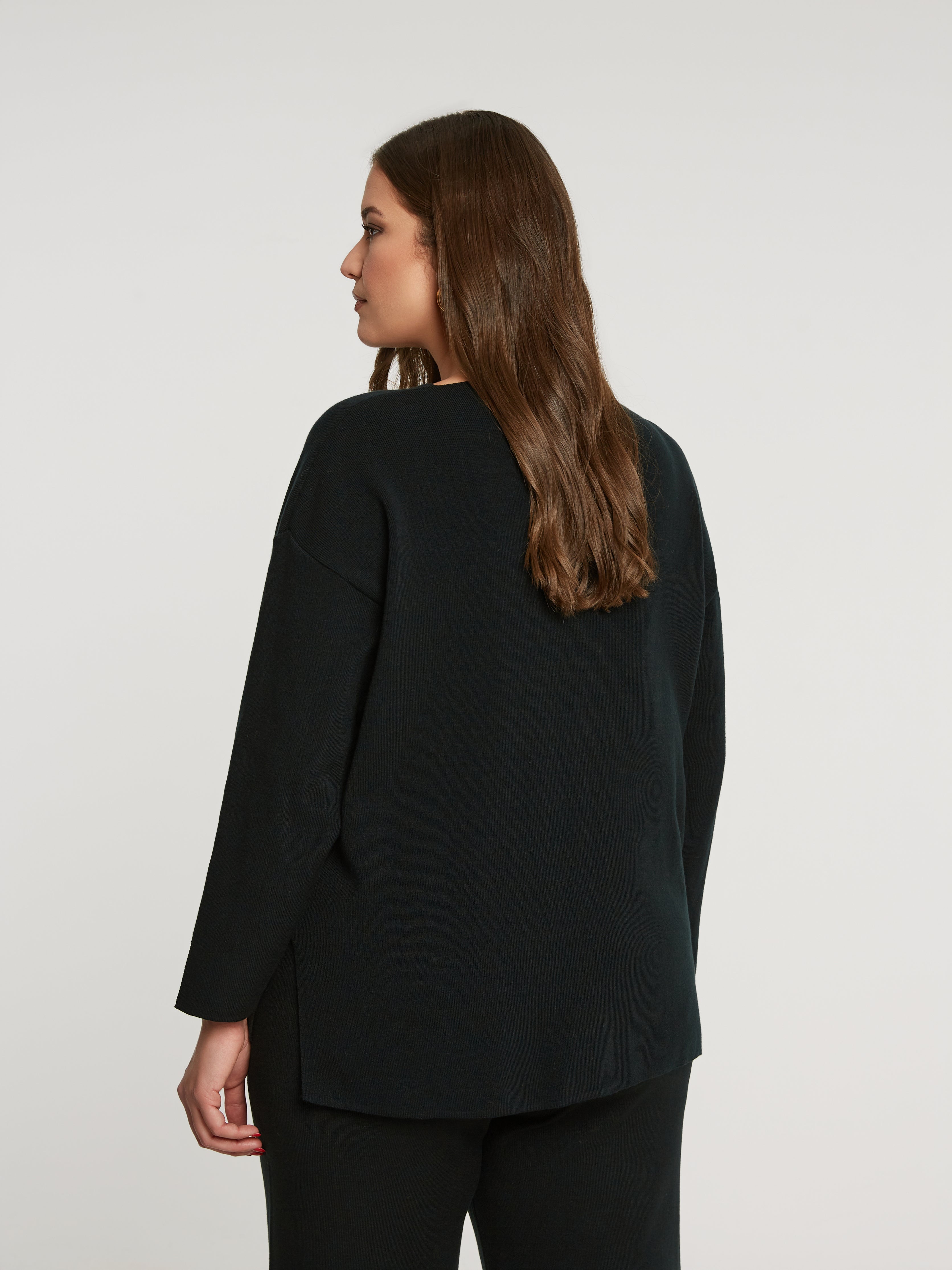 Mat V-Neck Sweater