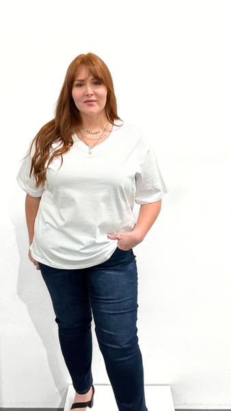 Wasabi Verona 21 V-Neck Tee