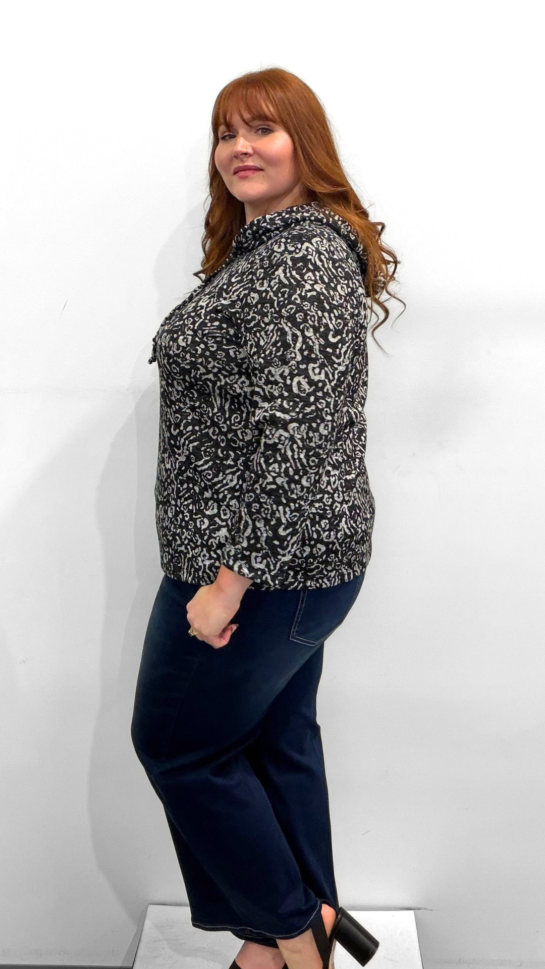 Revolution Long Sleev Hooded Top