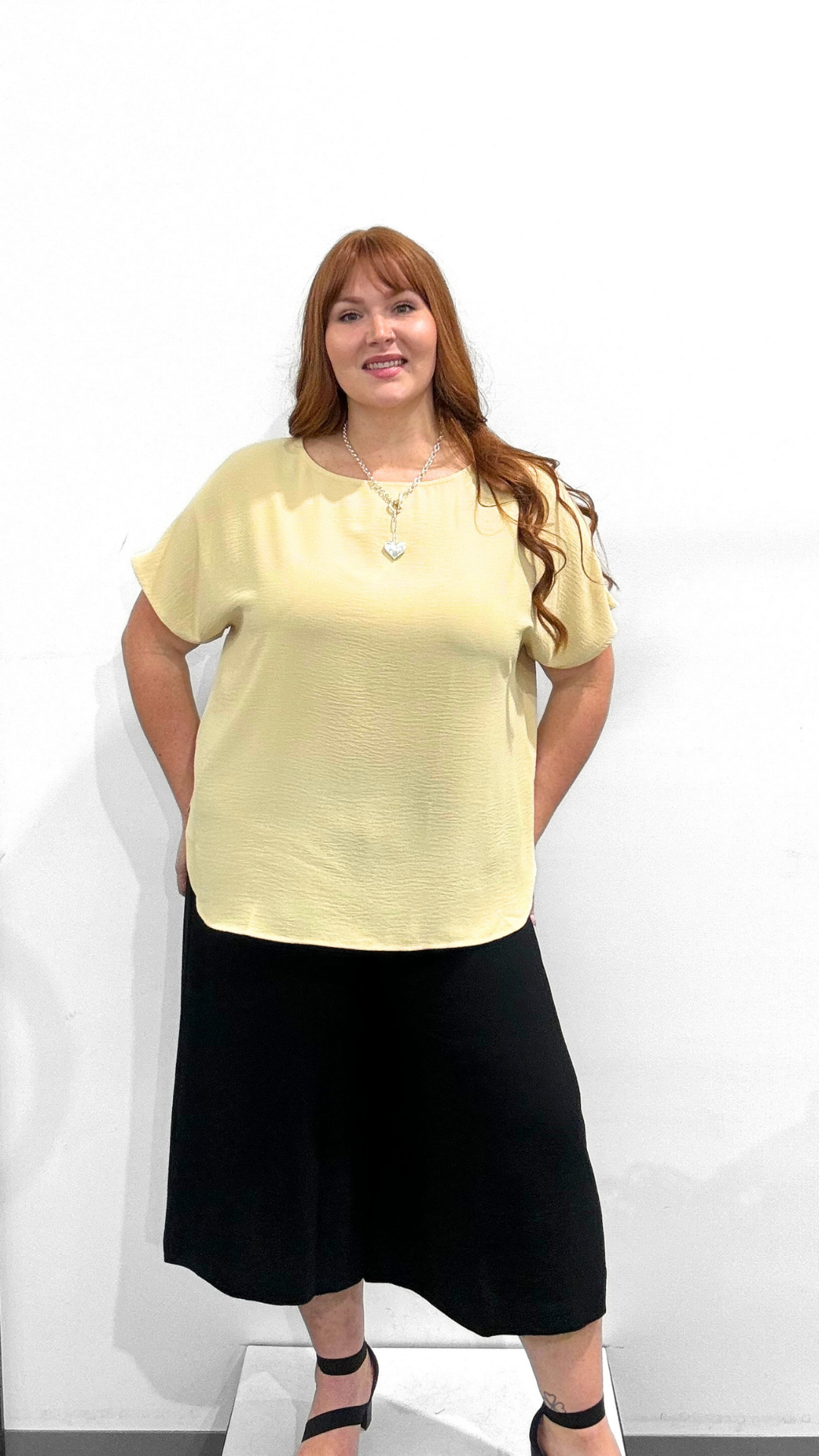 Mat Short Sleeve Blouse