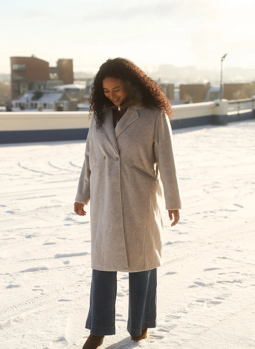 Yest Curve Roos Coat (Quianna)