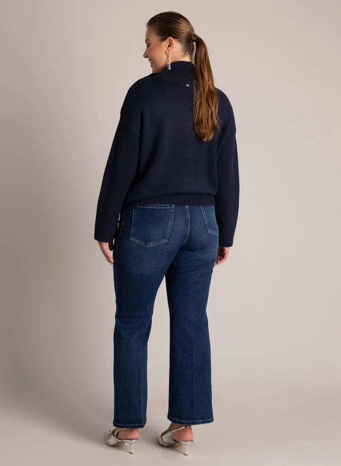 Yest Curve Vayenna Flare Jean