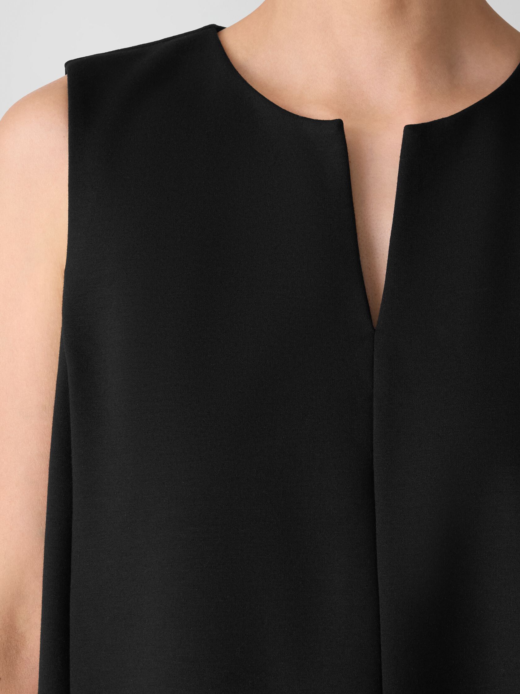 Eileen Fisher Split Neck K/L Shift Dress