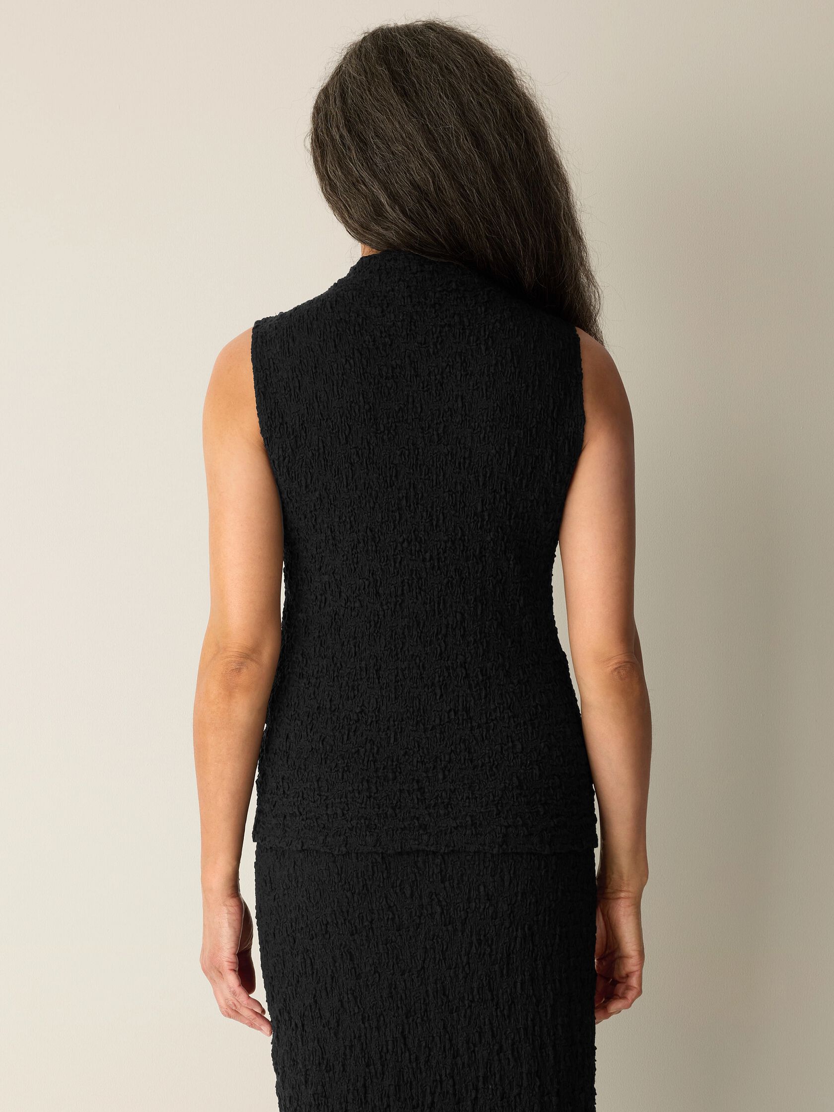 (Pre-Order) Eileen Fisher Funnel Neck Slim Tank