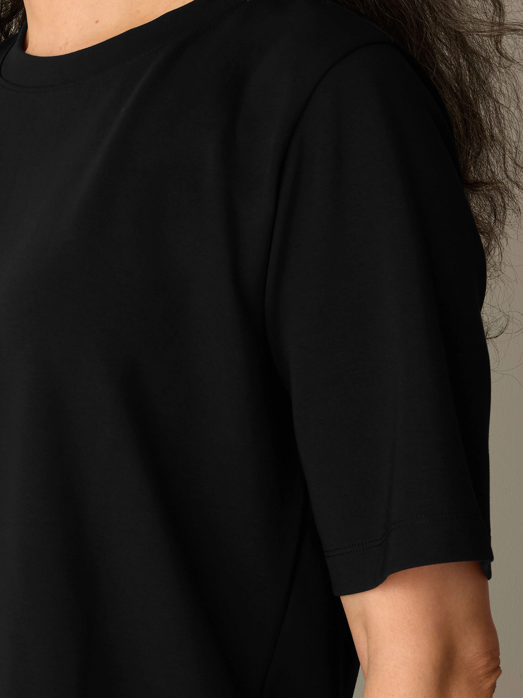 (Pre-Order) Eileen Fisher Crew Neck Relaxed Tee