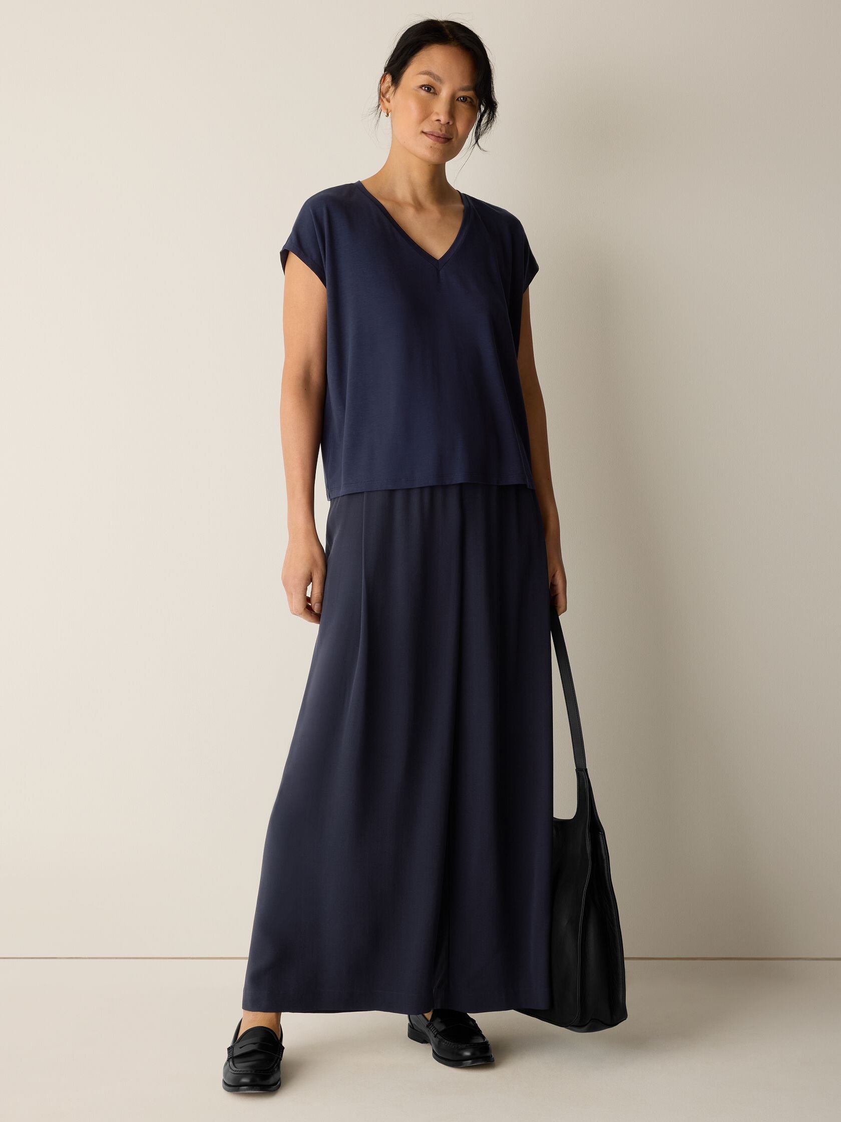 (Pre-Order) Eileen Fisher V-Neck Square Top