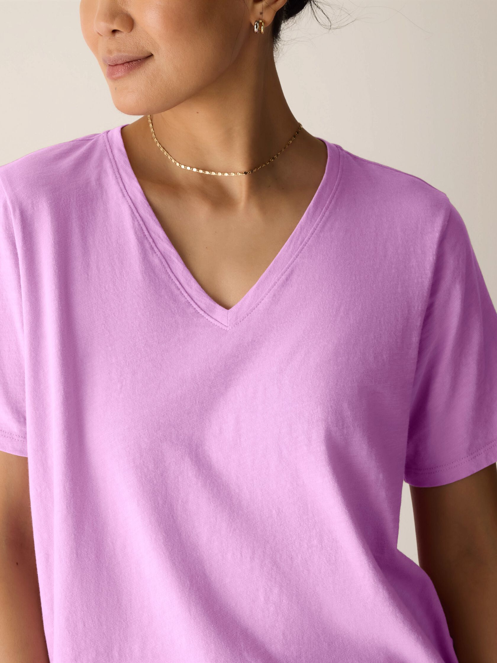 (pre-Order) Eileen Fisher V-Neck Short Sleeve Easy Tee