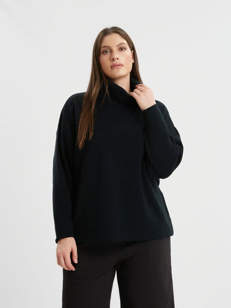 MAT Cowlneck Sweater