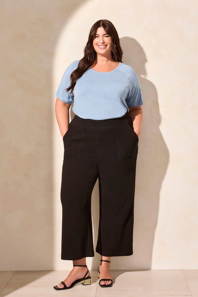 Tribal Pull-On Capris
